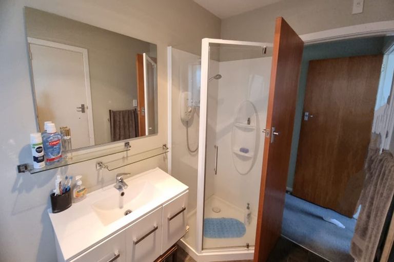 Photo of property in 64 Coopers Road, Dallington, Christchurch, 8061