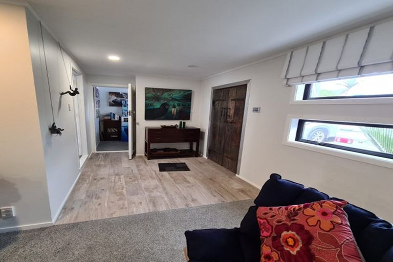 Photo of property in 2/203 Oakland Road, Karaka, Papakura, 2580