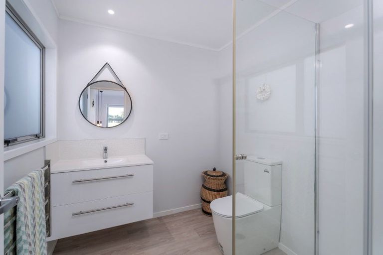 Photo of property in 127 The Fairway, Matarangi, Whitianga, 3592