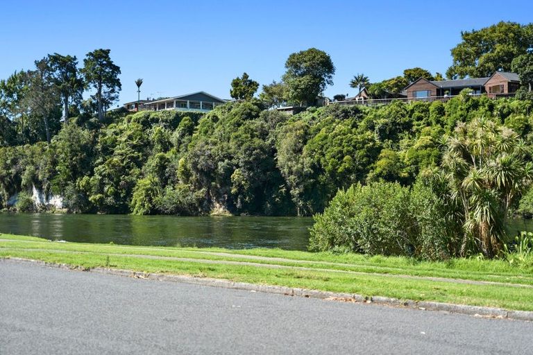 Photo of property in 1 Ann Street, Beerescourt, Hamilton, 3200