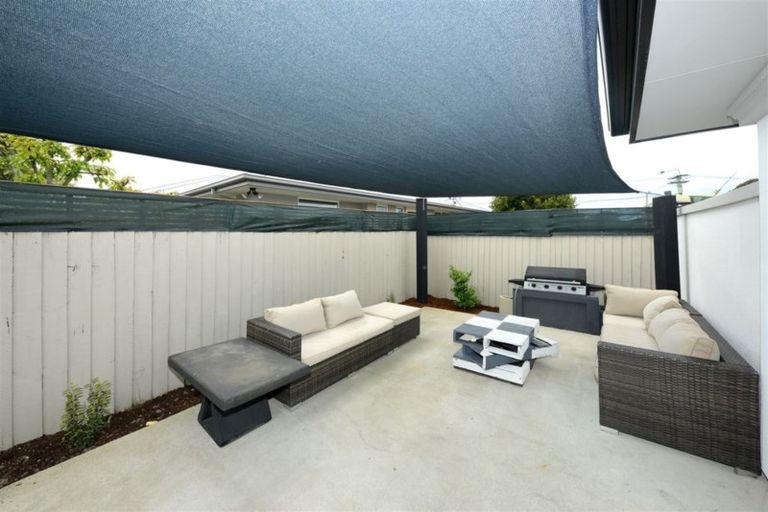 Photo of property in 174a Bowhill Road, New Brighton, Christchurch, 8083