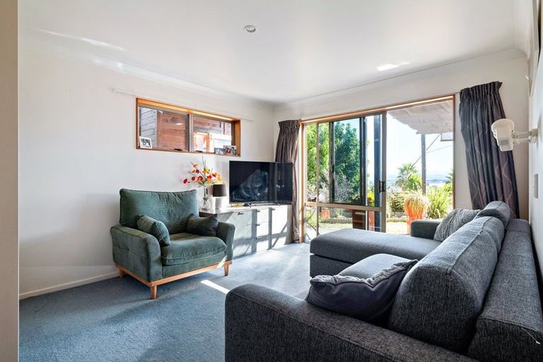 Photo of property in 18 Clairmont Heights, Stoke, Nelson, 7011