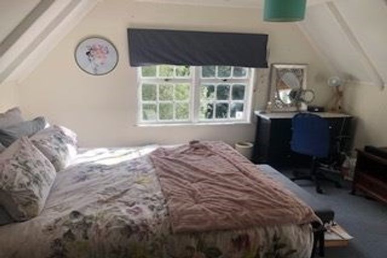 Photo of property in 92b Upper Harbour Drive, Greenhithe, Auckland, 0632