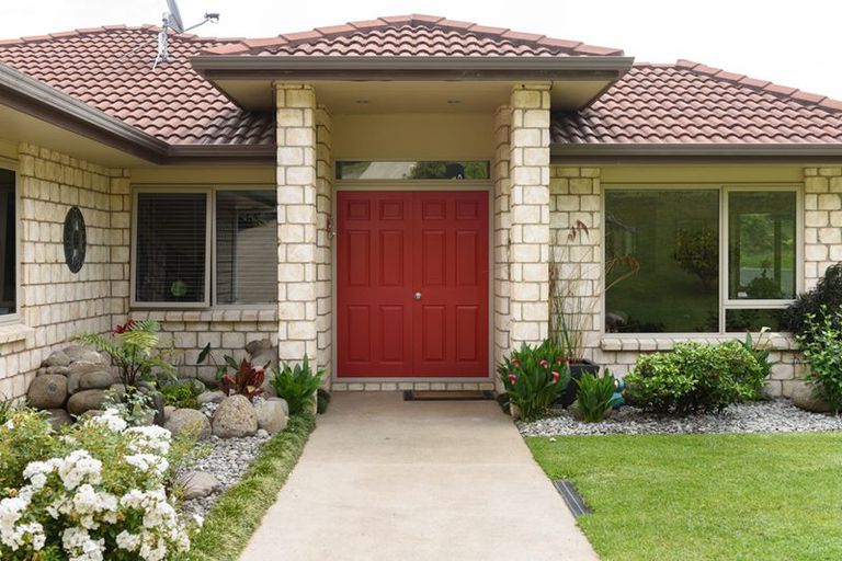 Photo of property in 21 Roger Guy Place, Welcome Bay, Tauranga, 3175