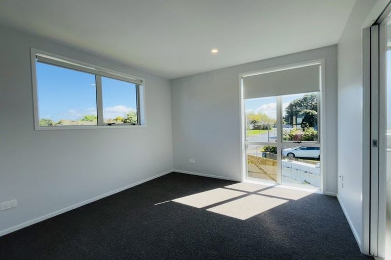 Photo of property in 12a Greenock Road, Ranui, Auckland, 0612