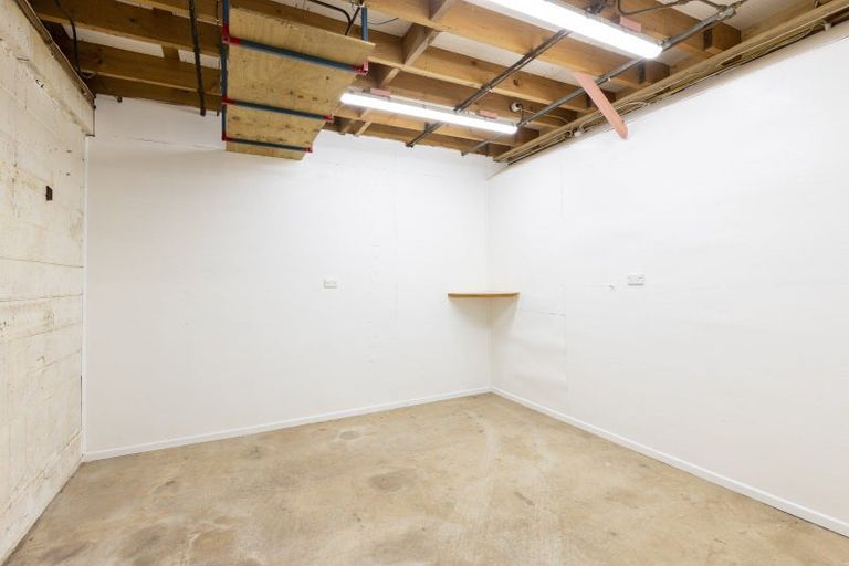 Photo of property in 10 Camellia Avenue, Bell Block, New Plymouth, 4312