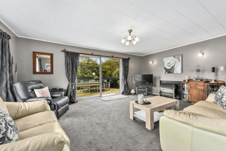 Photo of property in 24 Kurth Crescent, Silverstream, Upper Hutt, 5019