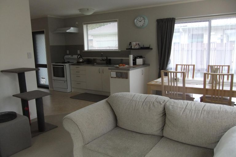 Photo of property in 60a Moore Street, Leamington, Cambridge, 3432