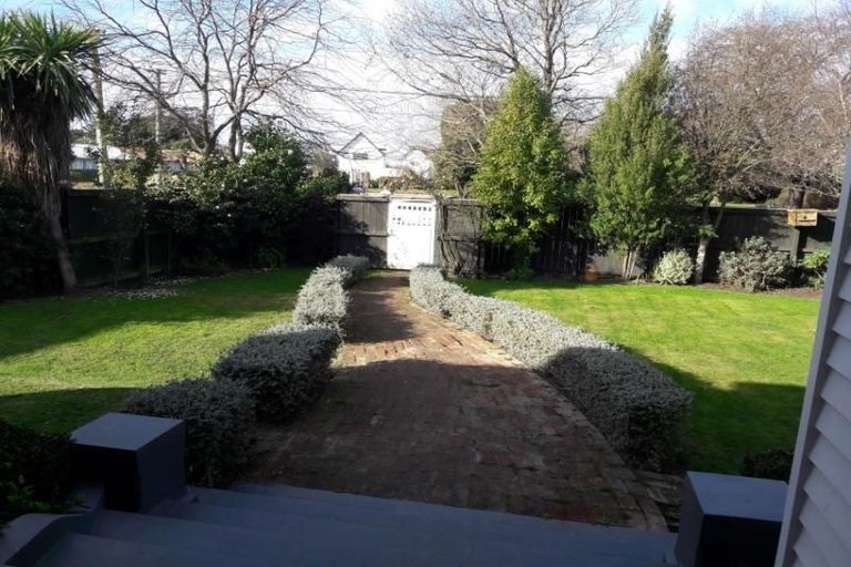 Photo of property in 1/129 Champion Street, Edgeware, Christchurch, 8013