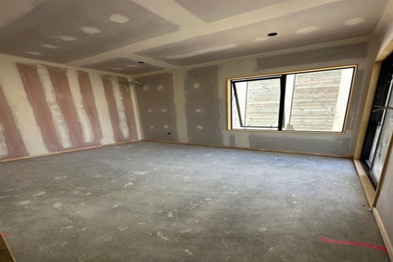 Photo of property in 45 Horokaka Street, Massey, Auckland, 0614