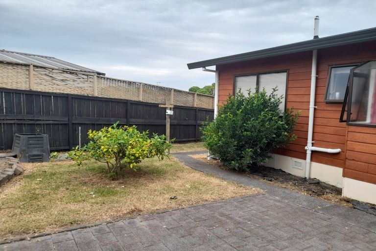 Photo of property in 2/62 Weymouth Road, Manurewa, Auckland, 2102