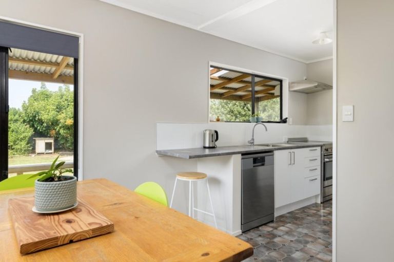 Photo of property in 90 Eversham Road, Mount Maunganui, 3116