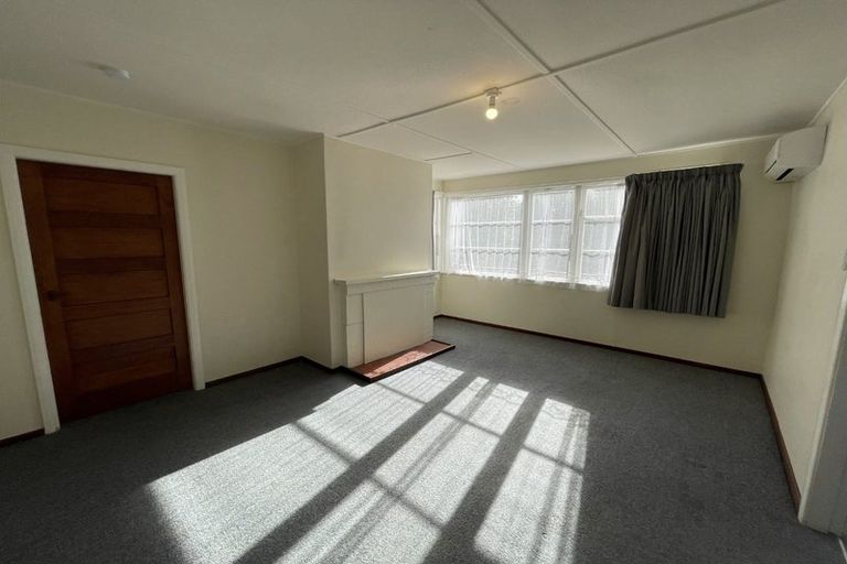 Photo of property in 54 Molesworth Street, Taita, Lower Hutt, 5011