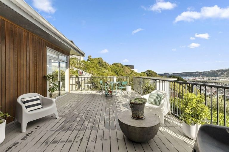 Photo of property in 85e Seatoun Heights Road, Seatoun, Wellington, 6022