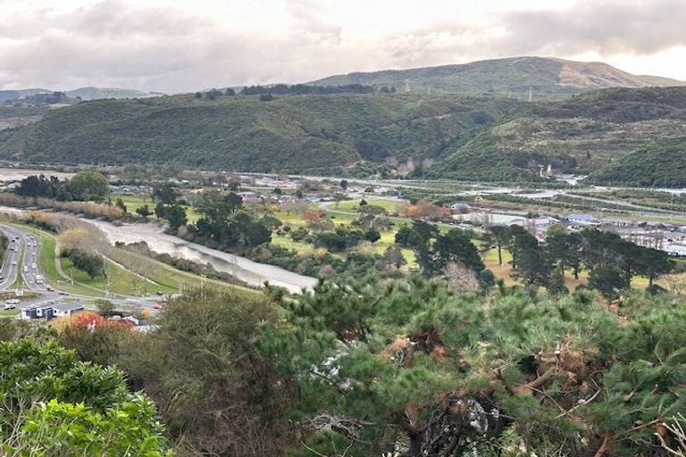 Photo of property in 43a Lord Street, Stokes Valley, Lower Hutt, 5019