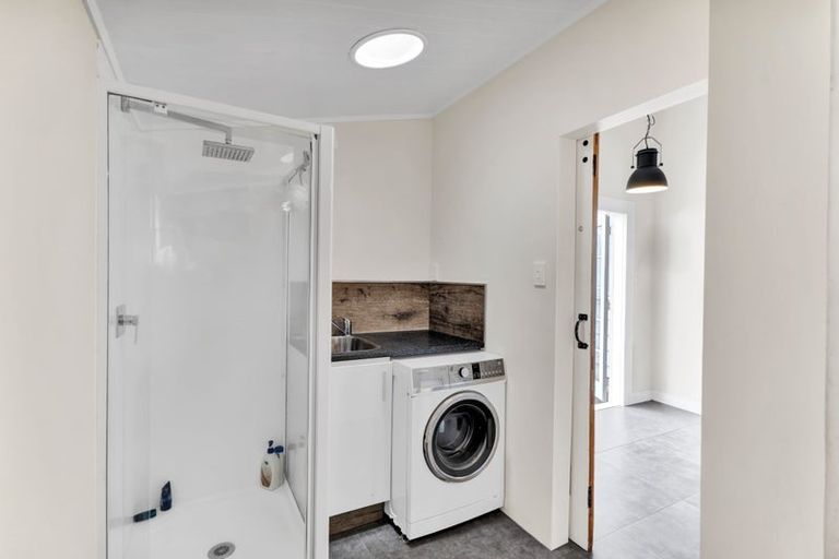 Photo of property in 120 Manawapou Road, Hawera, 4610