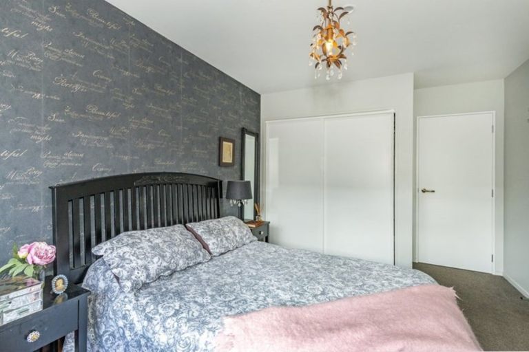 Photo of property in 1/430 Barbadoes Street, Edgeware, Christchurch, 8013