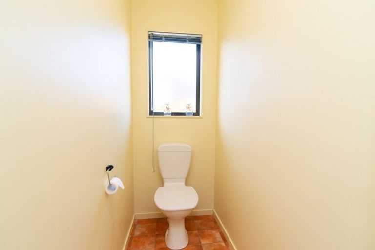 Photo of property in 49 Meridian Grove, Kelvin Grove, Palmerston North, 4414