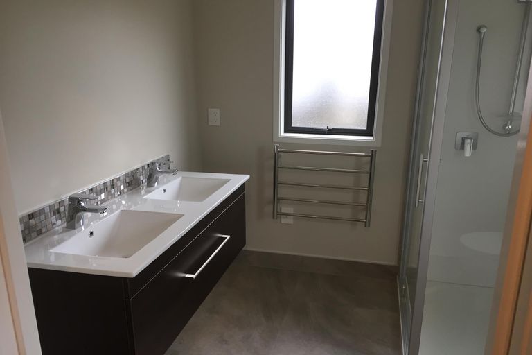 Photo of property in 218 Harris Drive, Silverdale, 0932