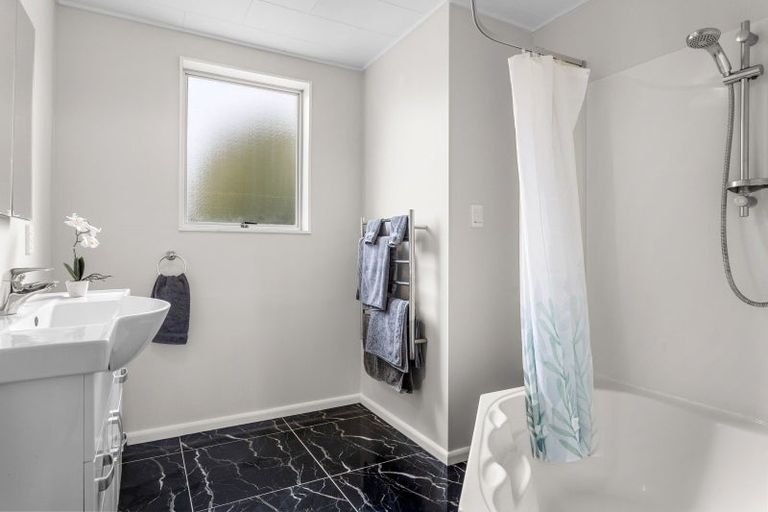 Photo of property in 1 Bell Street, Rangiora, 7400