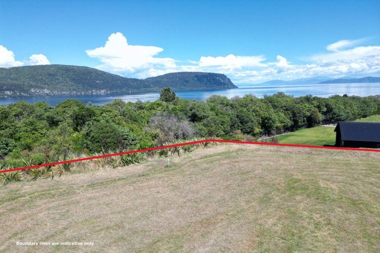 Photo of property in 16 Broadleaf Way, Kinloch, 3377