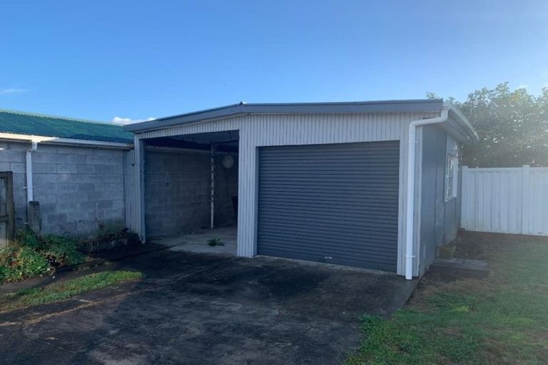Photo of property in 1 Kingsley Street, St Andrews, Hamilton, 3200