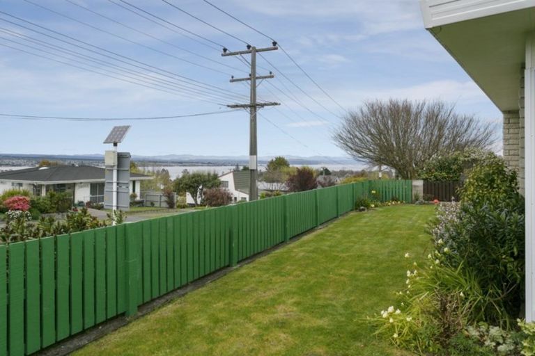 Photo of property in 96 Acacia Bay Road, Nukuhau, Taupo, 3330