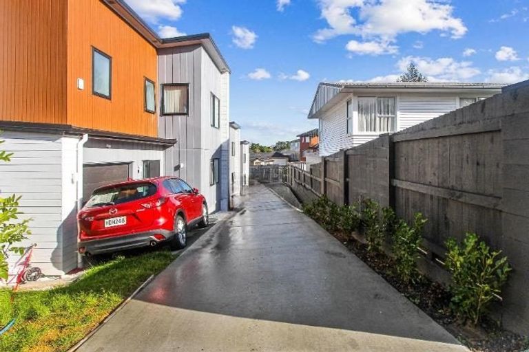 Photo of property in 21d Andrew Road, Howick, Auckland, 2010