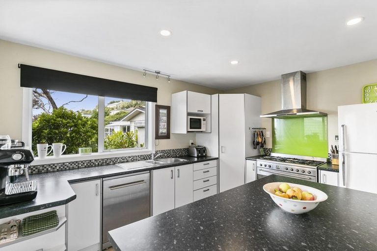 Photo of property in 61 Jubilee Road, Khandallah, Wellington, 6035