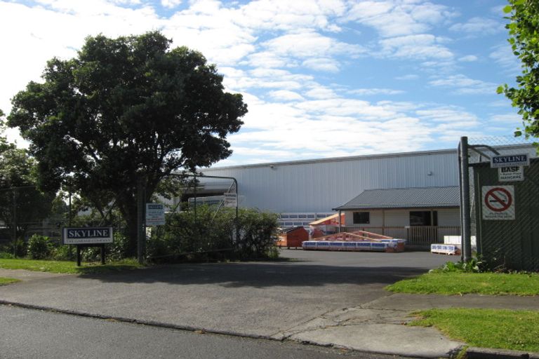 Photo of property in 1/37 Kiwi Esplanade, Mangere Bridge, Auckland, 2022
