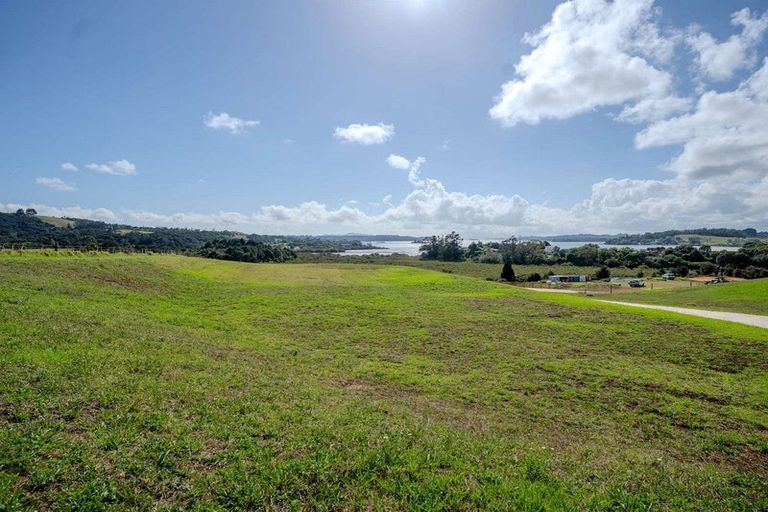 Photo of property in 77 Skudders Beach Road, Kerikeri, 0294