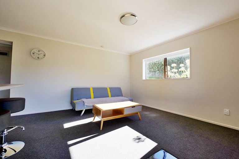 Photo of property in 2 Yale Place, Albany, Auckland, 0632