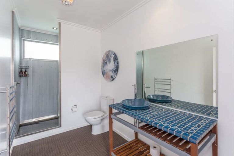 Photo of property in 42a Kent Avenue, Waitarere Beach, Levin, 5510