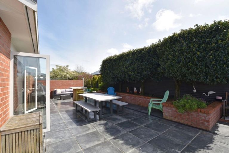 Photo of property in 16 Hoffman Court, Waikiwi, Invercargill, 9810