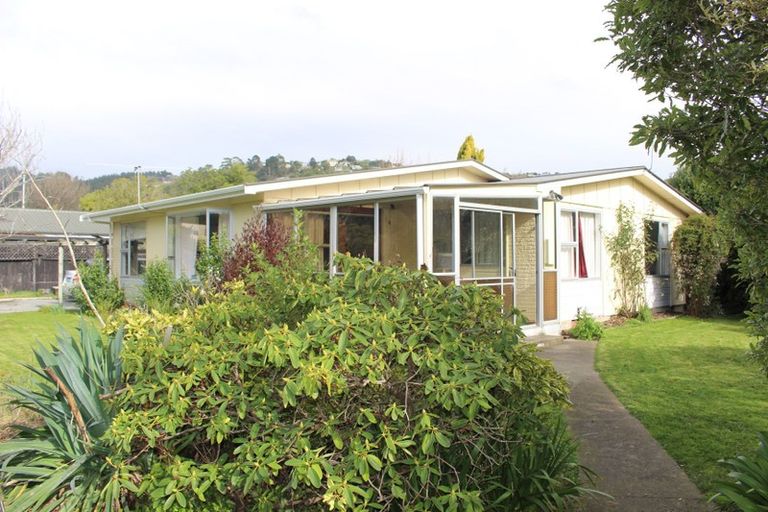 Photo of property in 266 Centaurus Road, Hillsborough, Christchurch, 8022