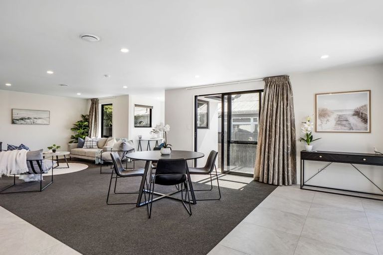 Photo of property in 1/43 Vagues Road, Northcote, Christchurch, 8052