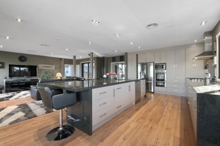 Photo of property in 980 Aubrey Road, Albert Town, Wanaka, 9305