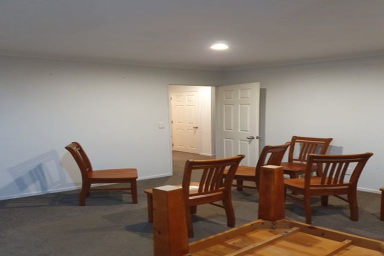 Photo of property in 10 Pantera Way, Hillpark, Auckland, 2102