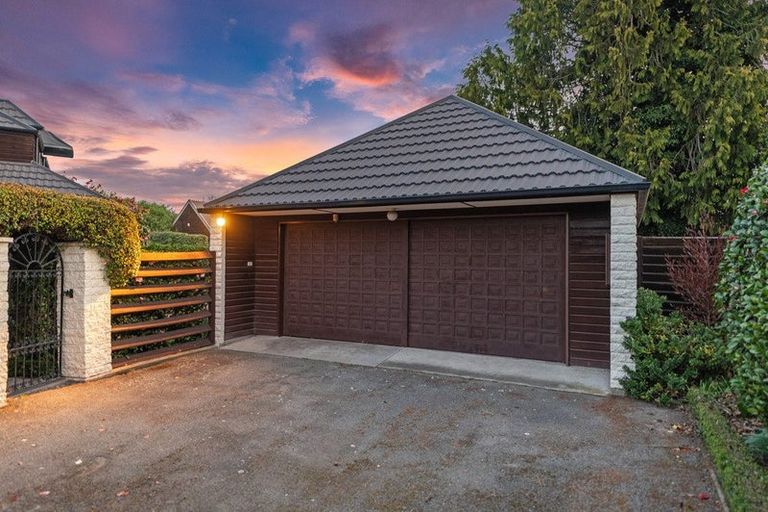 Photo of property in 54a Greers Road, Burnside, Christchurch, 8041