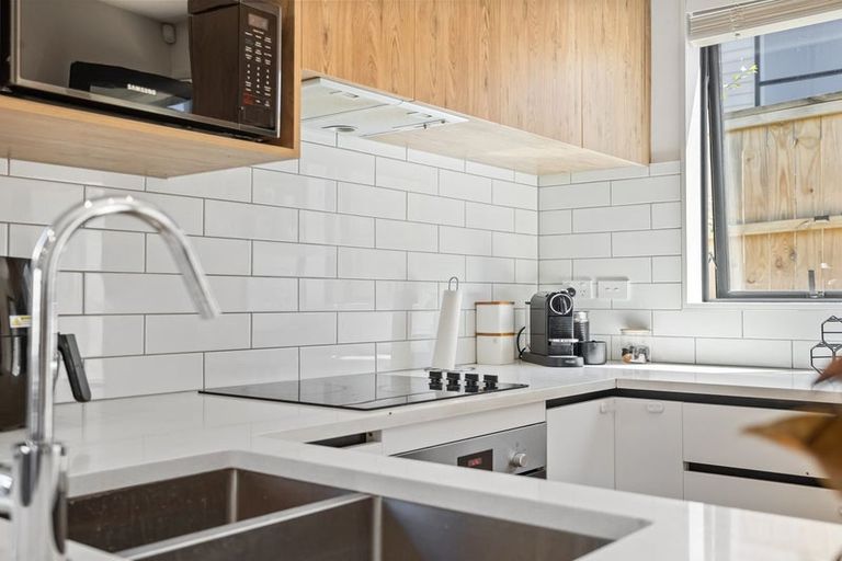 Photo of property in 3/22 Coniston Avenue, Te Atatu South, Auckland, 0610