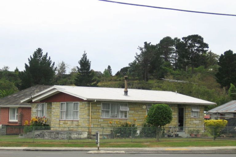 Photo of property in 1 Norana Road, Maoribank, Upper Hutt, 5018
