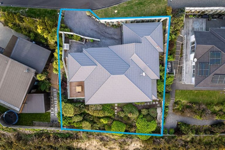 Photo of property in 8 Bluejacket Place, Whitby, Porirua, 5024