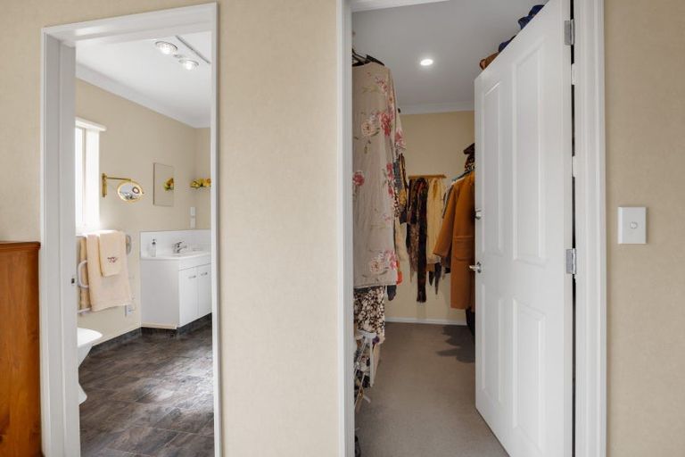 Photo of property in 2a Elizabeth Grove, Stratford, 4332