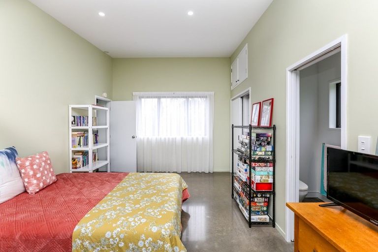 Photo of property in 34 Carthew Street, Okato, 4335