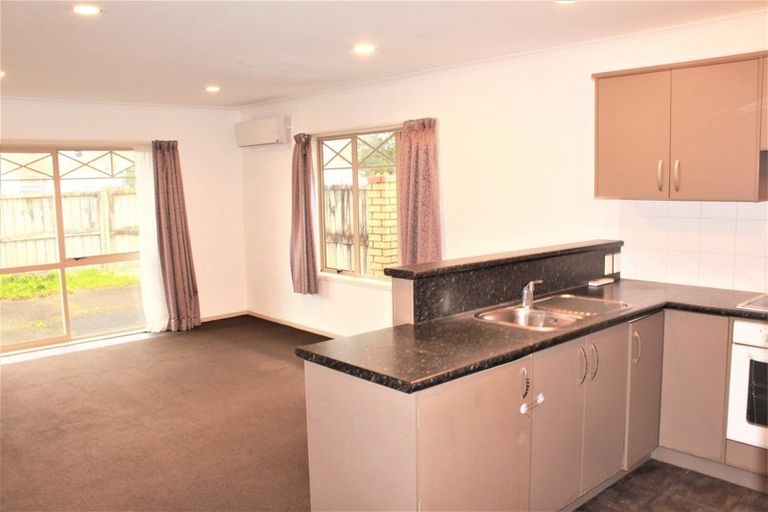 Photo of property in 4/201 Massey Street, Frankton, Hamilton, 3204