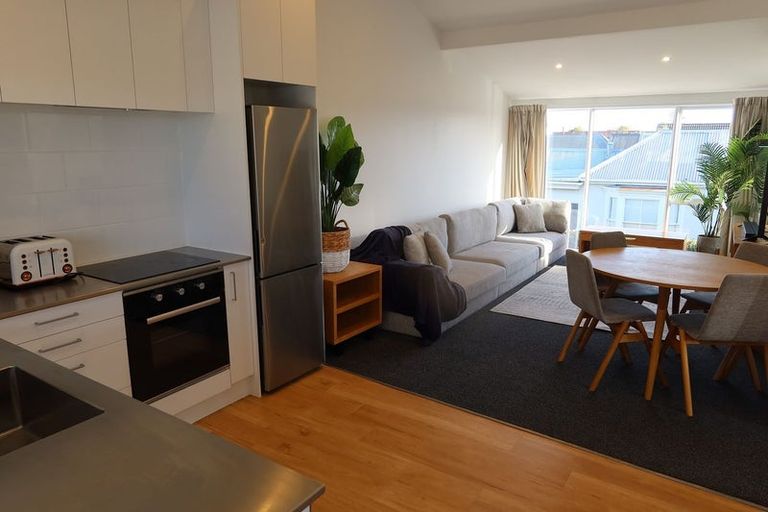 Photo of property in 1/118 Office Road, Merivale, Christchurch, 8014