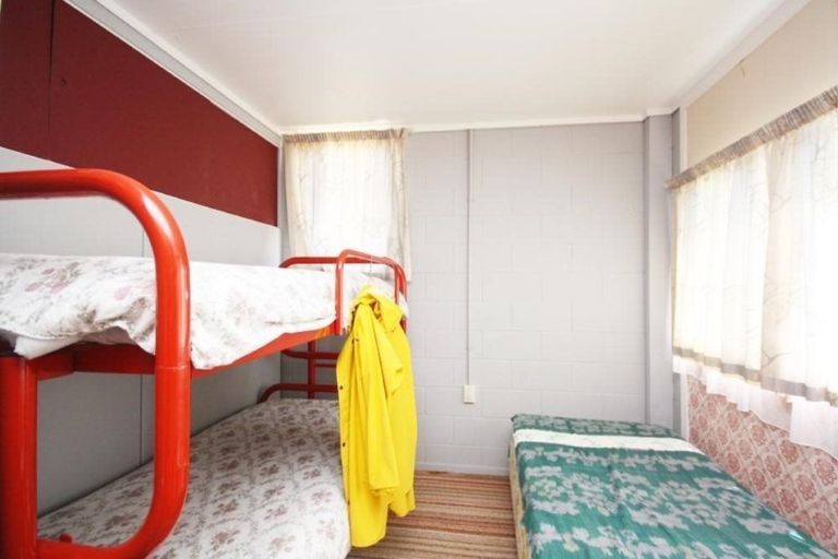 Photo of property in 321a Given Avenue, Whangamata, 3620