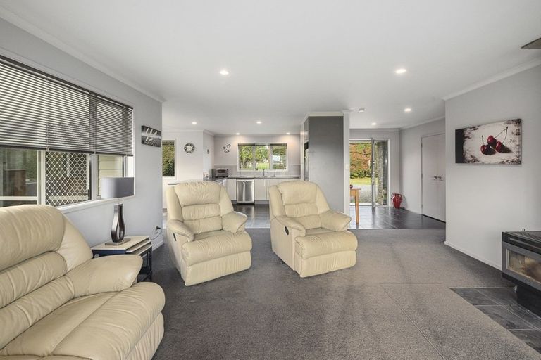 Photo of property in 68 Bruce Road, Levin, 5510