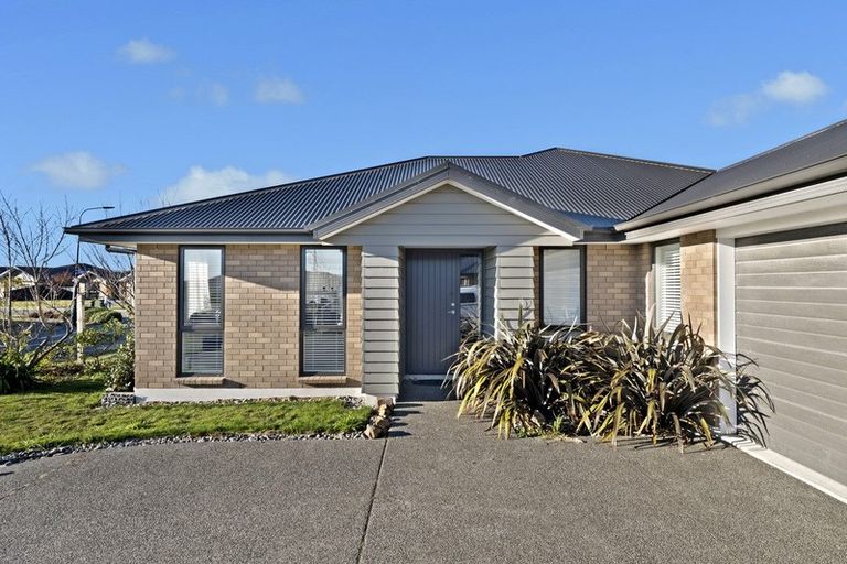 Photo of property in 1 Lloyds Close, Rolleston, 7614