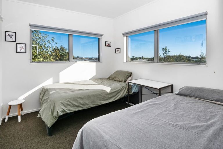 Photo of property in 31 Reynolds Place, Papamoa Beach, Papamoa, 3118